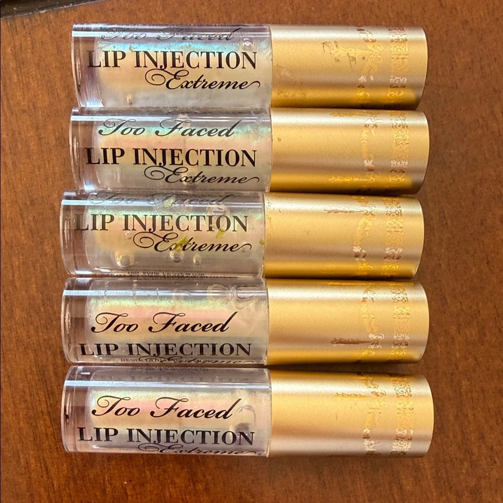 NEW Too Faced - Travel Size Lip Injection Extreme Hydrating Lip Plumper